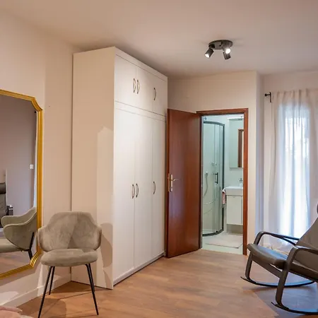 Rose-2025 Renovated Garden View * Poreč